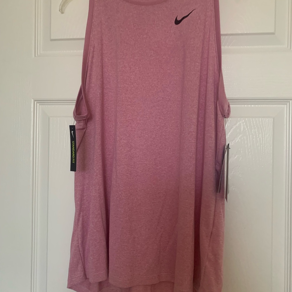 Nike Women’s DriFit Top, sz XL